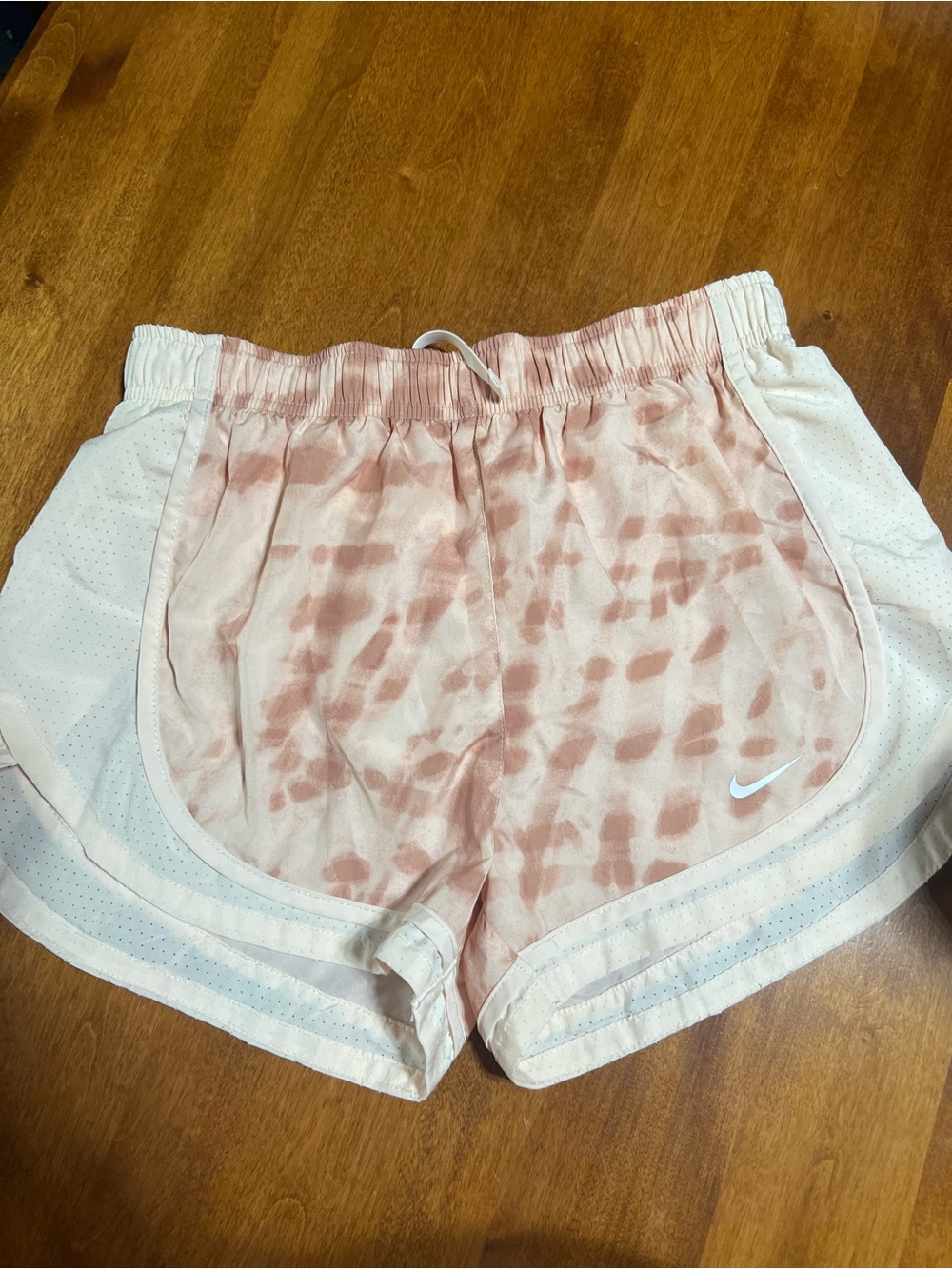 Nike dri-fit shorts summer exercise orange tie dye small